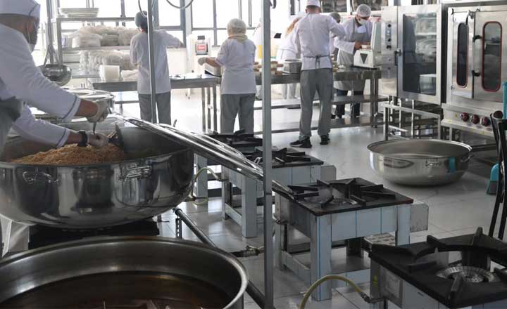 Gıda Paketi Dağıtımı